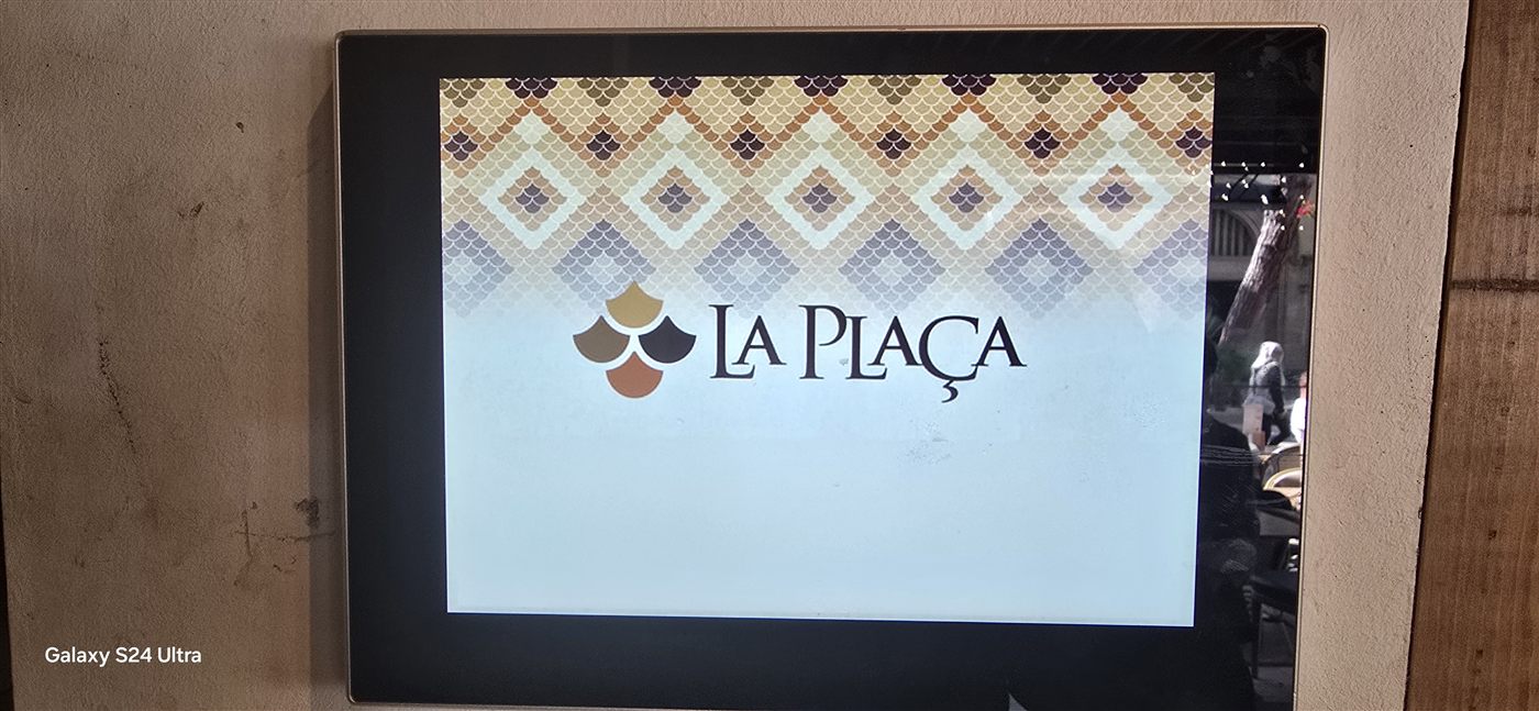 Tablet de gestión centralizada - Restaurante La Plaça